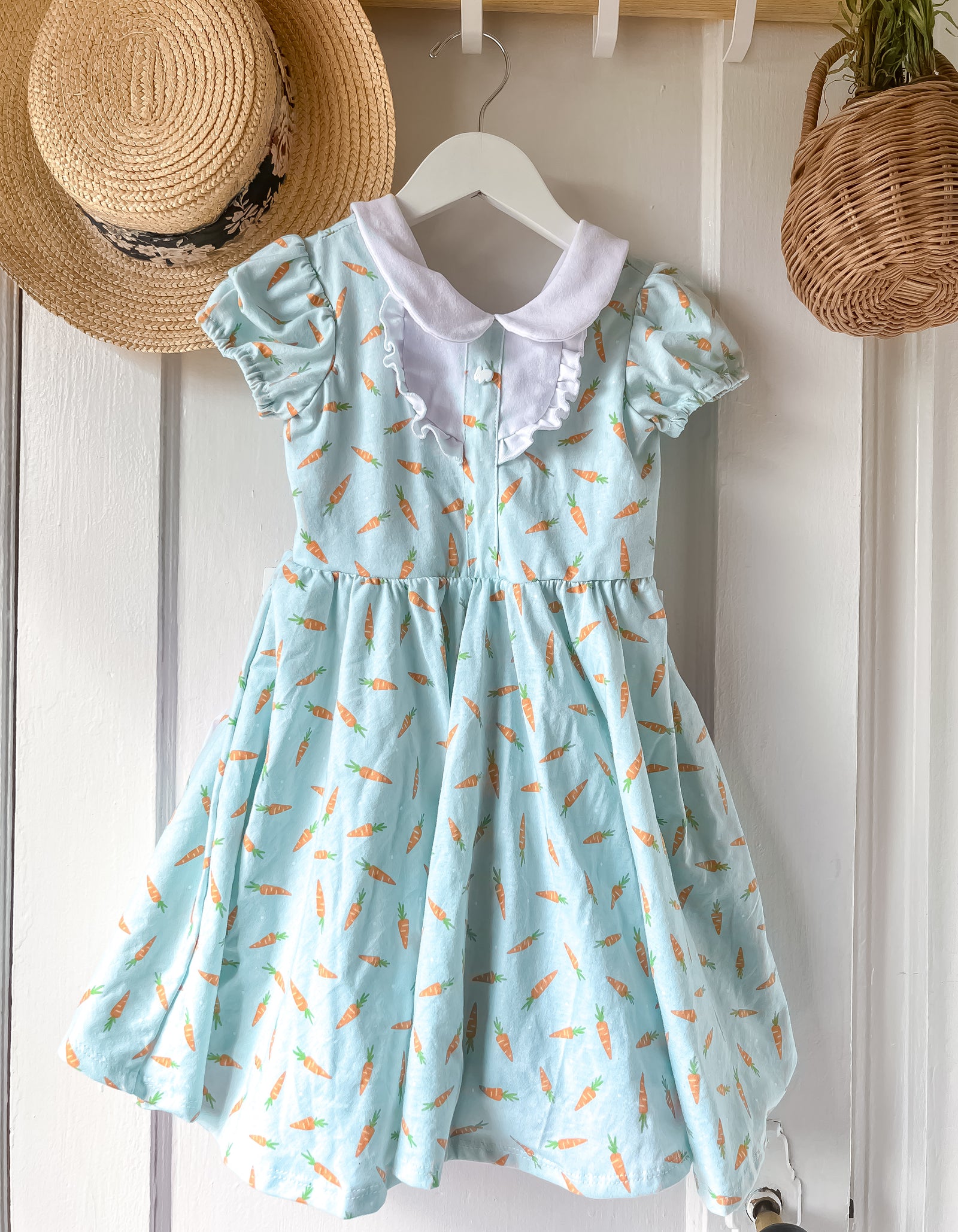 Le Petit Elle Knit Sophie Dress - Mint Carrots