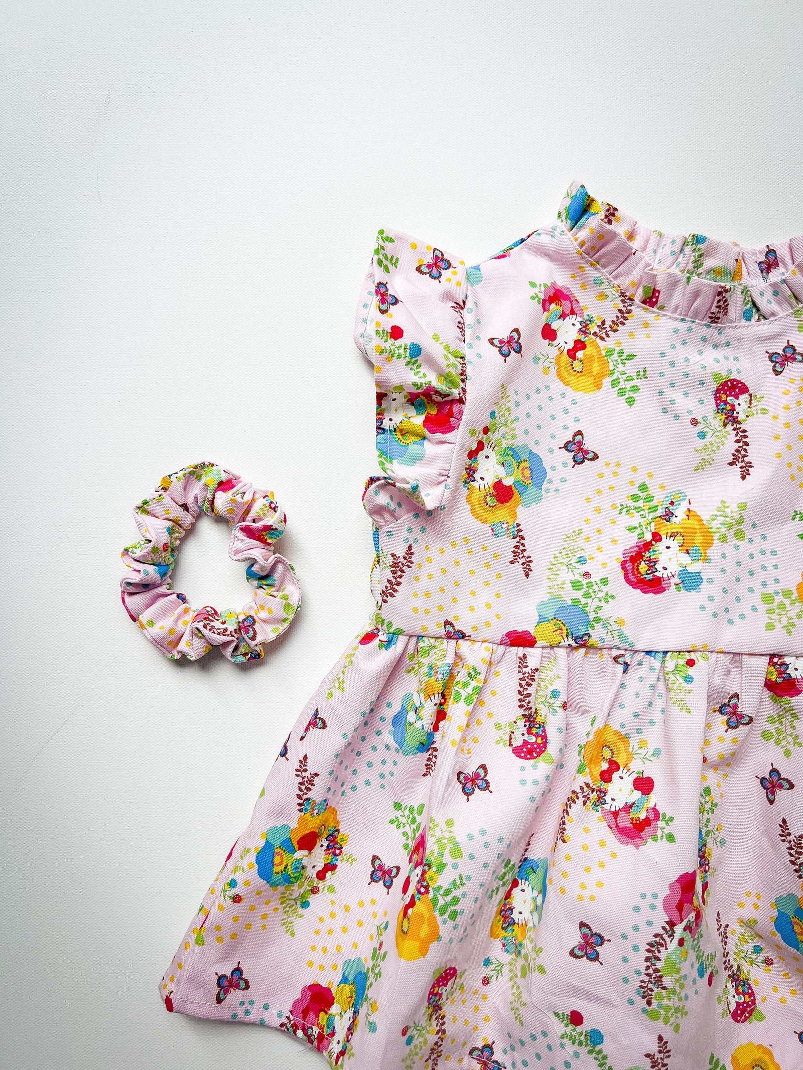 Le Petit Elle Scrunchie - Hello kitty Pink Garden