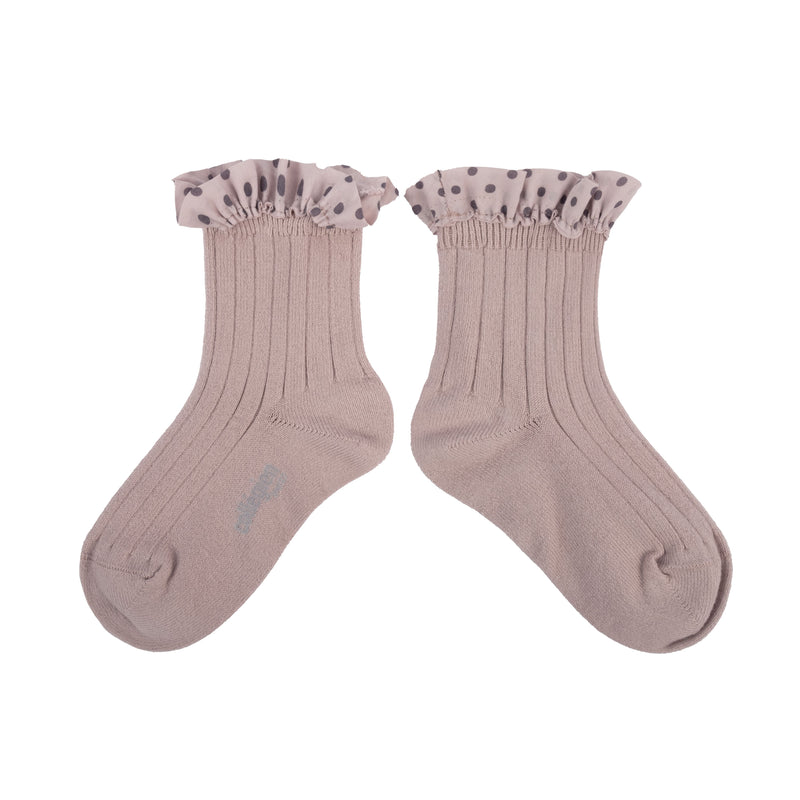 Collegien Polka Dots Ruffle Ankle Socks - Vieux Rose *Preorder*