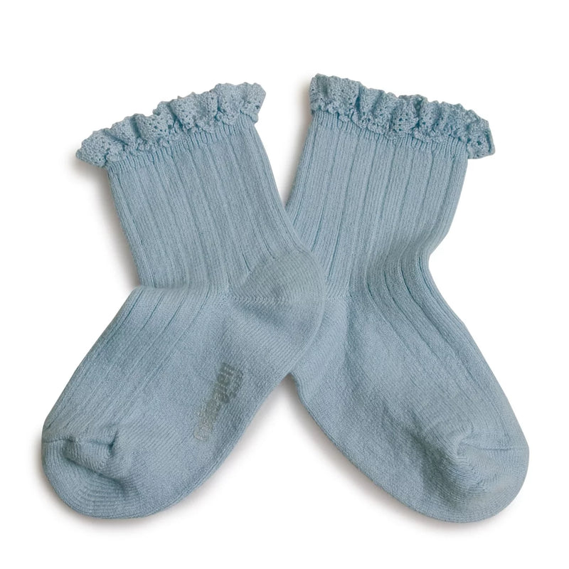 Collegien Ribbed Lace Trim Ankle Socks / Bleu Azur